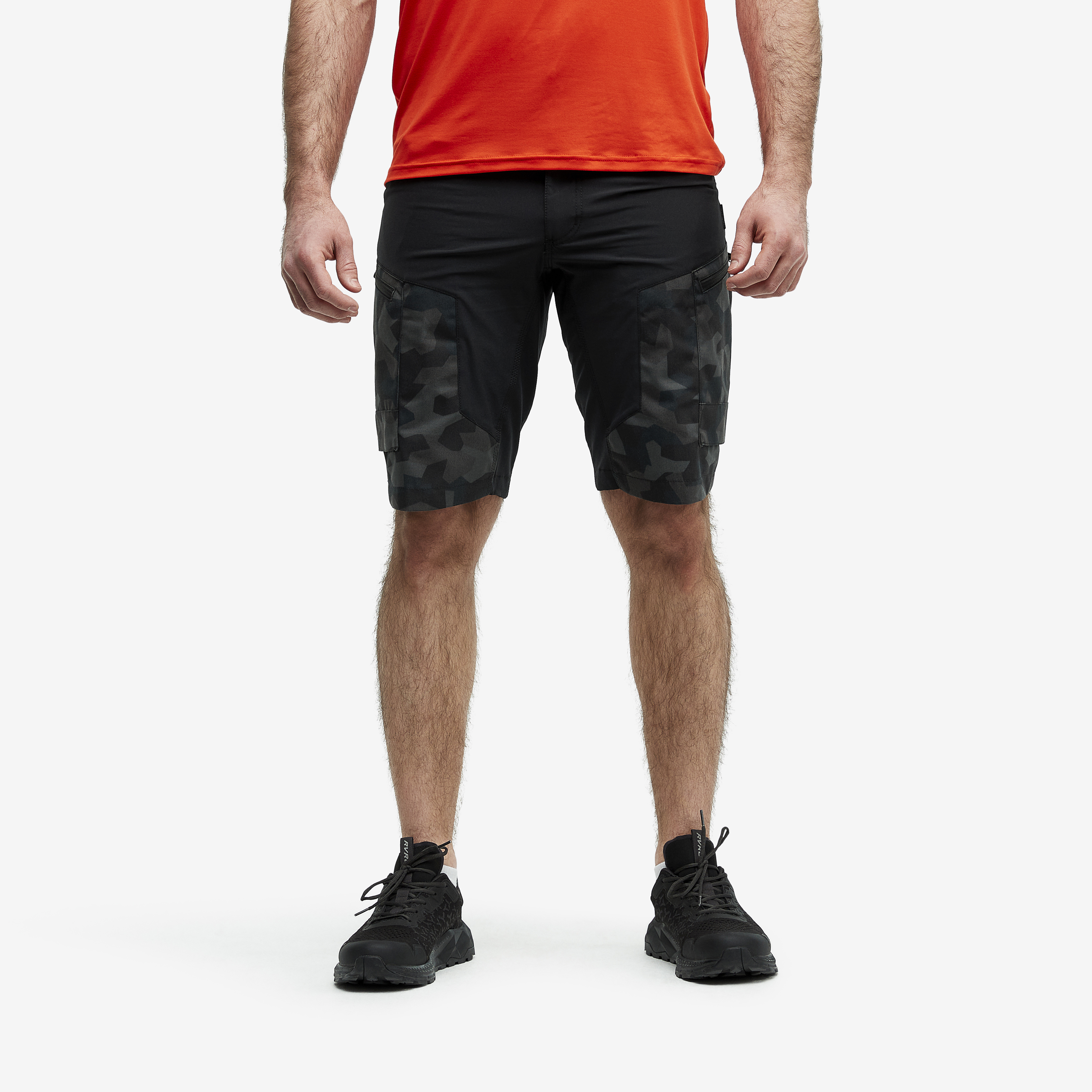 RVRC GP Shorts Anthracite Camo Meestele,